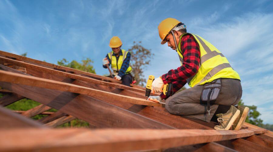Professional Flat Roofing Installation services in Monroe, UT